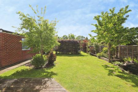 2 bedroom Semi-detached house for sale in Atkinson Road, Ashby-De-La-Zouch, LE65