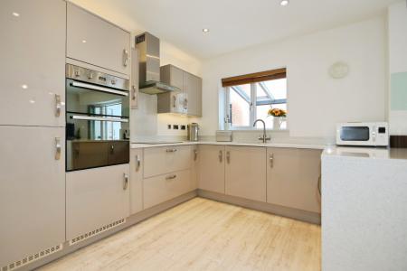 4 bedroom Detached house for sale in Philip Bent Road, Ashby-De-La-Zouch, LE65