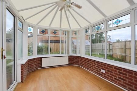 4 bedroom Detached house for sale in Hailebury Avenue, Ashby, Ashby-De-La-Zouch, LE65