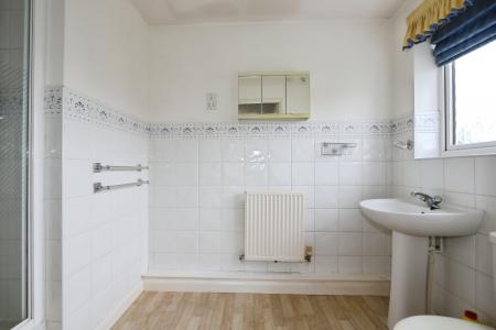 4 bedroom Detached house for sale in Hailebury Avenue, Ashby, Ashby-De-La-Zouch, LE65