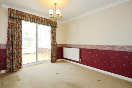 4 bedroom Detached house for sale in Hailebury Avenue, Ashby, Ashby-De-La-Zouch, LE65
