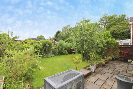 4 bedroom Detached house for sale in Locksley Close, Ashby-De-La-Zouch, LE65