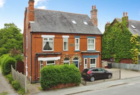 Smisby Road, Ashby-De-La-Zouch, LE65