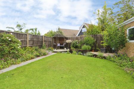 4 bedroom Detached house for sale in Pennine Way, Ashby-De-La-Zouch, LE65