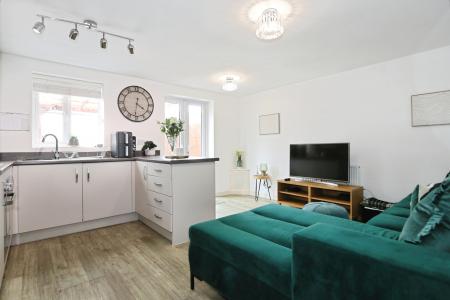 1 bedroom Ground floor maisonette for sale in Brick Kiln Lane, Ashby, Ashby-De-La-Zouch, LE65