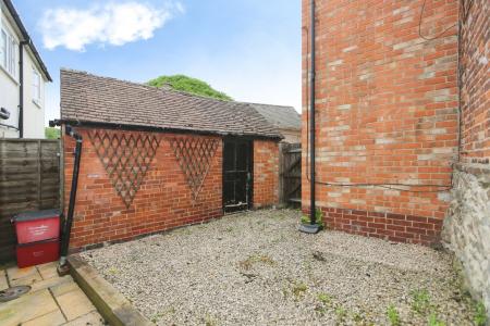1 bedroom Terraced House for sale in The Green, Breedon On The Hill, DE73