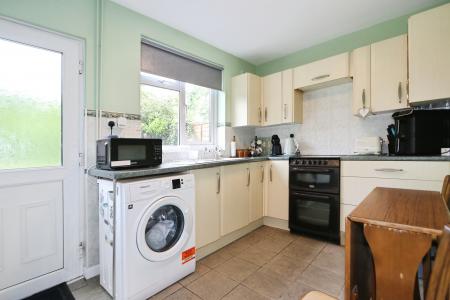 3 bedroom Semi-detached house for sale in King George Avenue, Ashby, Ashby-De-La-Zouch, LE65