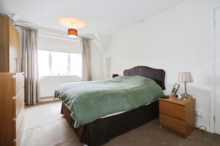 3 bedroom Semi-detached house for sale in King George Avenue, Ashby, Ashby-De-La-Zouch, LE65