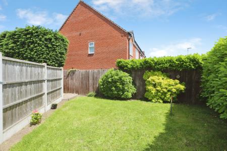 2 bedroom Terraced House for sale in Sycamore Drive, Ashby-De-La-Zouch, LE65