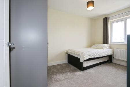 3 bedroom Semi-detached house for sale in Hildersham Road, Ashby-De-La-Zouch, LE65