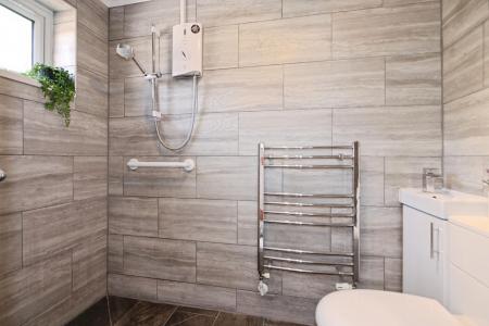 4 bedroom Detached house for sale in Buckley Close, Measham, DE12