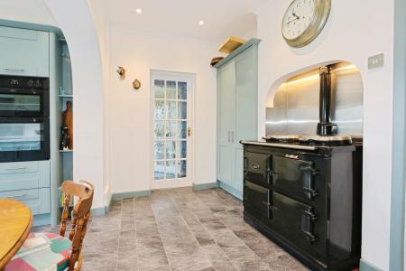 4 bedroom Detached house for sale in Leicester Road, Ashby-De-La-Zouch, LE65