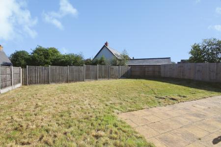 5 bedroom Detached house for sale in Redfern Road, Oakthorpe, DE12