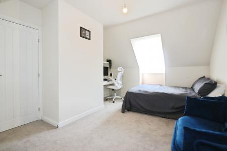 5 bedroom Detached house for sale in Redfern Road, Oakthorpe, DE12