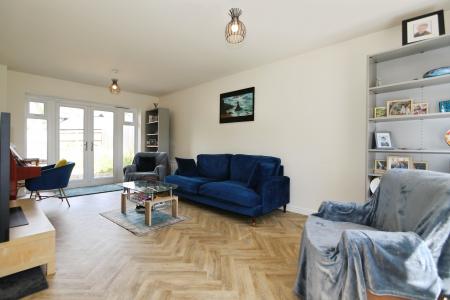 5 bedroom Detached house for sale in Redfern Road, Oakthorpe, DE12