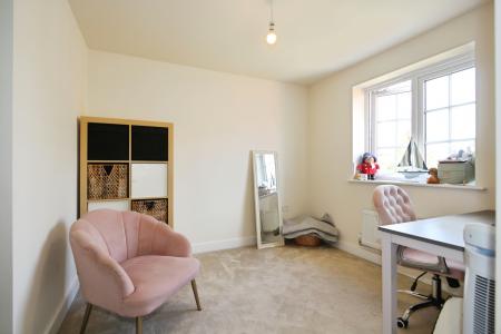 4 bedroom Detached house for sale in School Lane, Ashby-De-La-Zouch, LE65