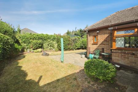 2 bedroom Bungalow for sale in Smisby Road, Ashby-De-La-Zouch, LE65