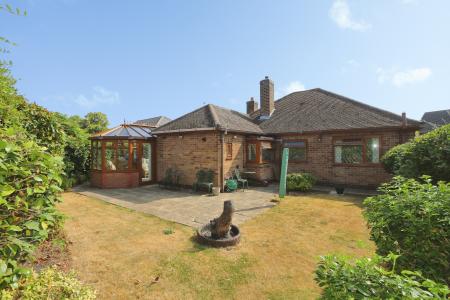 2 bedroom Bungalow for sale in Smisby Road, Ashby-De-La-Zouch, LE65