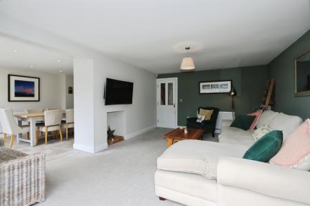 4 bedroom Detached house for sale in Windmill Close, Ashby-De-La-Zouch, LE65