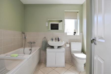 4 bedroom Detached house for sale in Glade Lane, Ashby-De-La-Zouch, LE65