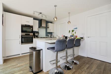 4 bedroom Detached house for sale in Glade Lane, Ashby-De-La-Zouch, LE65