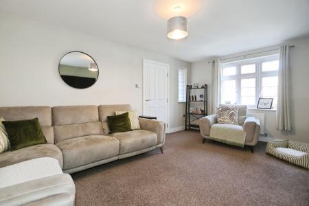 4 bedroom Detached house for sale in Glade Lane, Ashby-De-La-Zouch, LE65