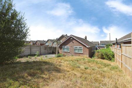 3 bedroom Bungalow for sale in Donington Drive, Ashby, Ashby-De-La-Zouch, LE65