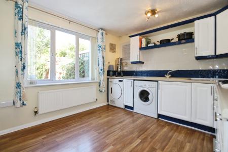 3 bedroom Semi-detached house for sale in Bluebell Close, Donisthorpe, DE12