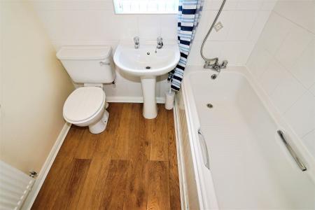 3 bedroom Semi-detached house for sale in Bluebell Close, Donisthorpe, DE12