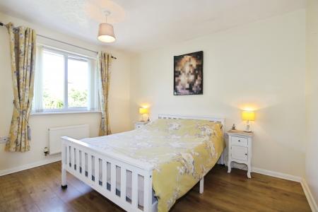 3 bedroom Semi-detached house for sale in Bluebell Close, Donisthorpe, DE12