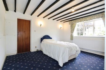 3 bedroom Cottage for sale in Ashby Road, Ticknall, DE73