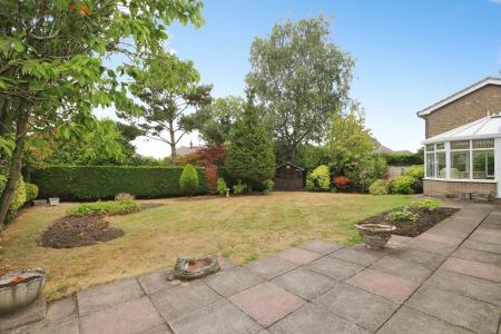4 bedroom Detached house for sale in Tower Gardens, Ashby-De-La-Zouch, LE65