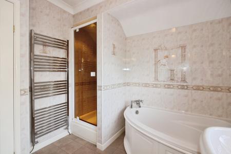 4 bedroom Detached house for sale in Tower Gardens, Ashby-De-La-Zouch, LE65