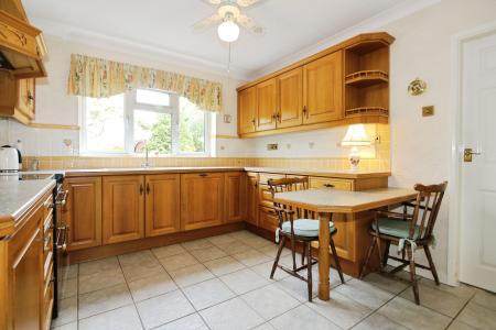 4 bedroom Detached house for sale in Tower Gardens, Ashby-De-La-Zouch, LE65