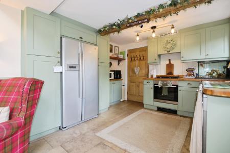 2 bedroom Semi-detached house for sale in Wood Street, Ashby-De-La-Zouch, LE65