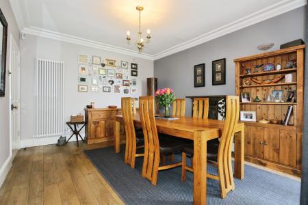 4 bedroom Semi-detached house for sale in Smisby Road, Ashby-De-La-Zouch, LE65