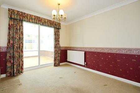 4 bedroom Detached house for sale in Hailebury Avenue, Ashby-De-La-Zouch, LE65