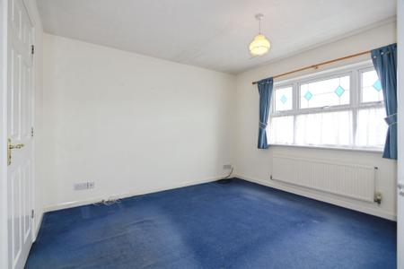 4 bedroom Detached house for sale in Hailebury Avenue, Ashby-De-La-Zouch, LE65