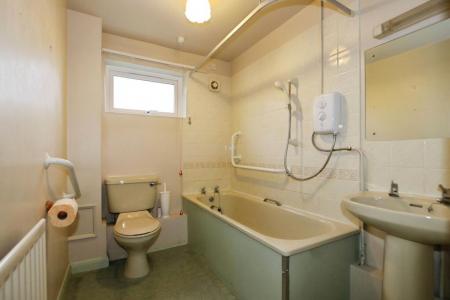 2 bedroom Flat for sale in Western Close, Ashby-De-La-Zouch, LE65