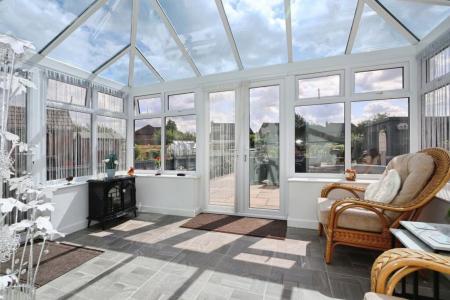 3 bedroom Semi-detached house for sale in Ashby Road, Osgathorpe, LE12
