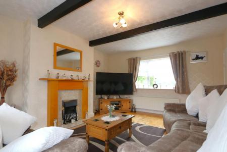 3 bedroom Semi-detached house for sale in Ashby Road, Osgathorpe, LE12