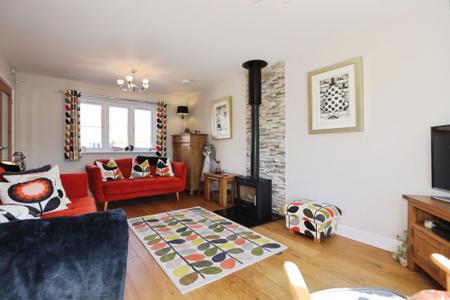 4 bedroom Detached house for sale in Hall Farm Close, Packington, LE65