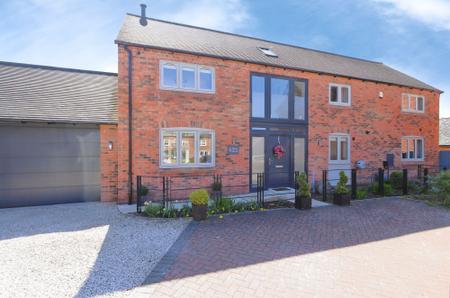 4 bedroom Detached house for sale in Hall Farm Close, Packington, LE65
