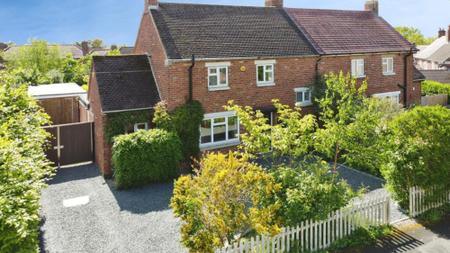 2 bedroom Semi-detached house for sale in Atkinson Road, Ashby-De-La-Zouch, LE65