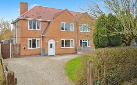 3 bedroom Semi-detached house for sale in Abbey Drive, Ashby-De-La-Zouch, LE65