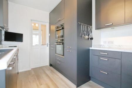 3 bedroom Semi-detached house for sale in Money Hill, Ashby-De-La-Zouch, LE65