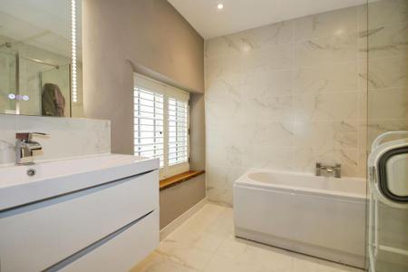 4 bedroom Semi-detached house for sale in Navigation Street, Measham, DE12