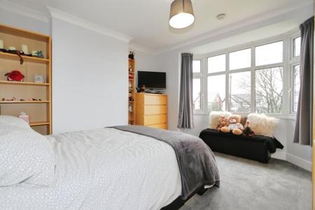 4 bedroom Detached house for sale in Leicester Road, New Packington, LE65