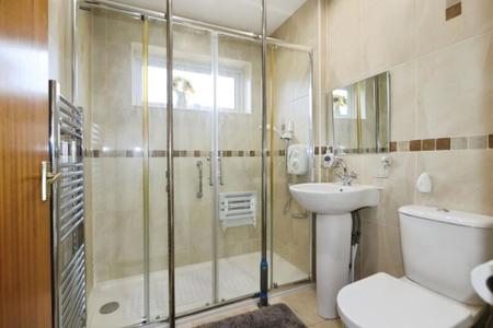 4 bedroom Detached house for sale in Leicester Road, New Packington, LE65