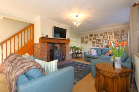 4 bedroom Detached house for sale in Main Street, Osgathorpe, LE12